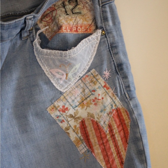 Stylish Blue Jeans with Heart Patches - Picture 3 of 4